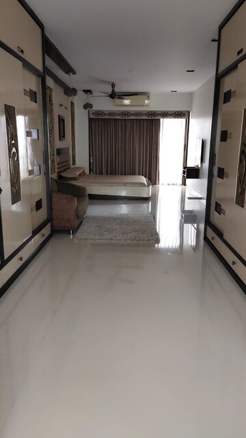 Balcony in 4 BHK Apartment at Oberoi Realty Sky Heights, Andheri West – for Rent