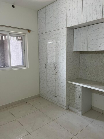 Room in 3 BHK Apartment at Jalahalli – for Rent