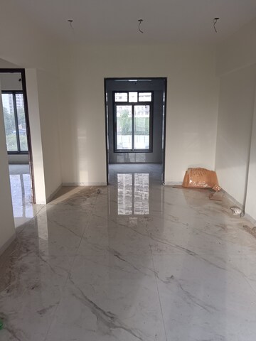 Room in 4 BHK Apartment at Kanakia Levels, Malad East – for Rent