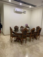 3 BHK + Pooja Room,Servant Room,Study Room 215 Sq.Yd. Builder Floor in DLF Phase II