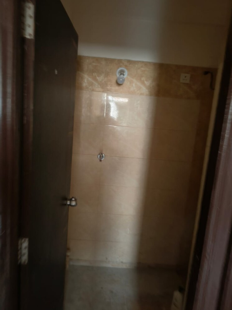 Bathroom, keystone-hills 1 Bedroom 646 Sq.Ft. Apartment In Undri Pune 8926294