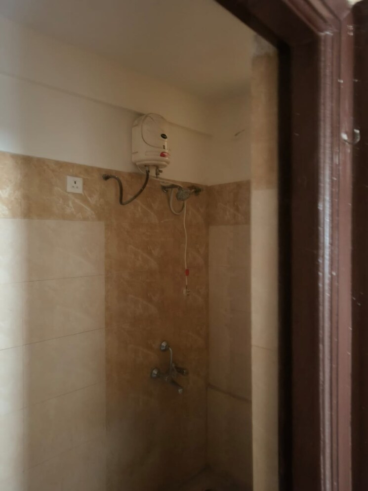 Bathroom, keystone-hills 1 Bedroom 646 Sq.Ft. Apartment In Undri Pune 8926294