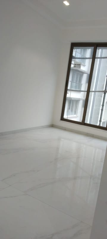 Room in 3 BHK Builder Floor at Next Space Aureate, Borivali West – for Sale