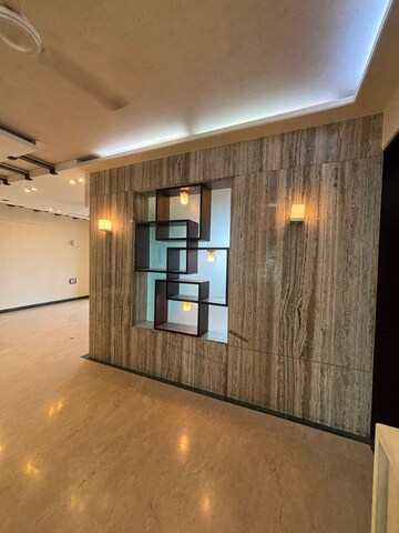 Room in 3 BHK Apartment at Hiranandani Verona Co op Housing Society Ltd, Powai – for Sale