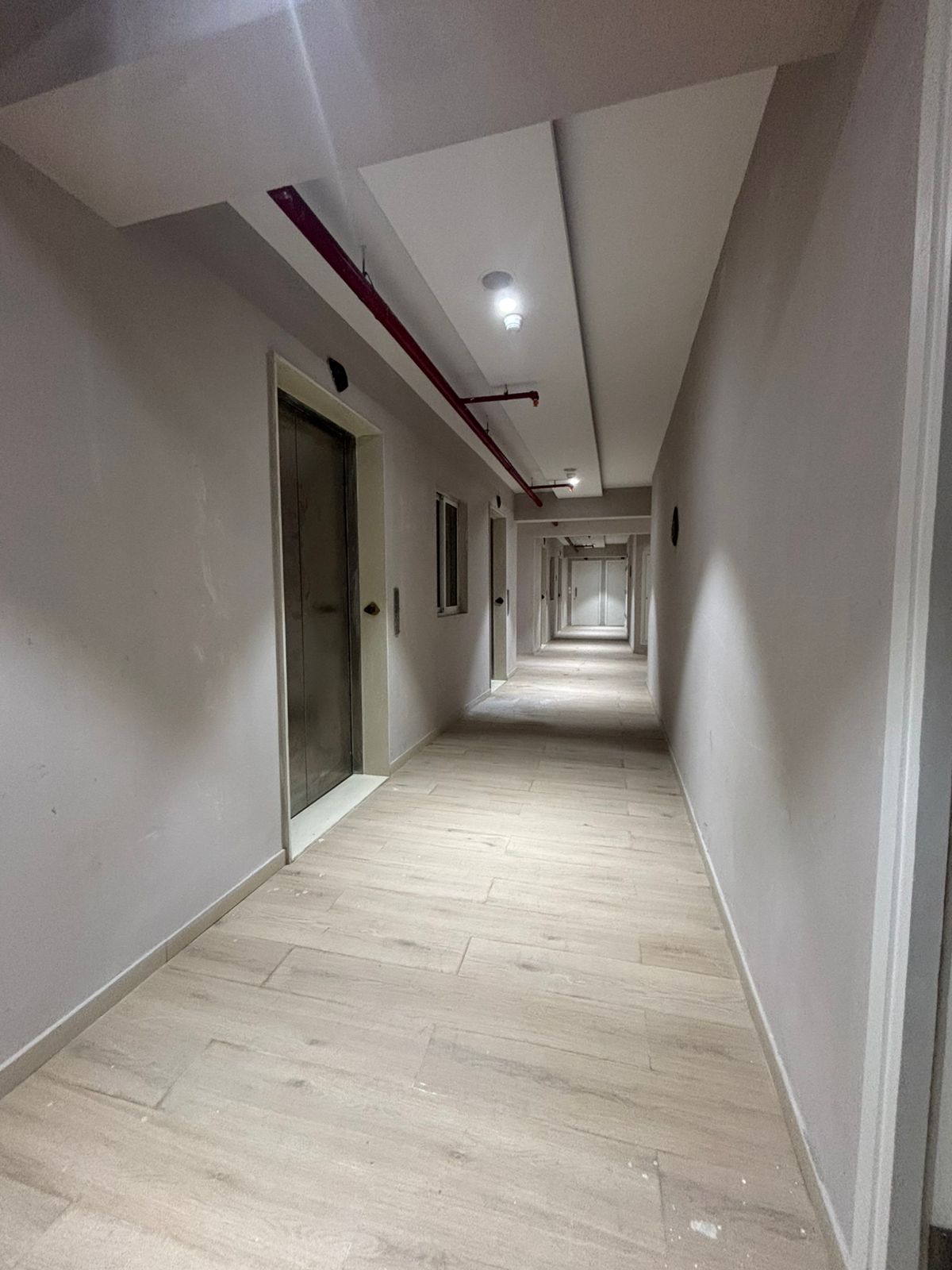 4 BHK + Pooja Room,Servant Room Apartment For Sale in Kanakia Silicon Valley