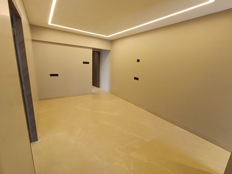 Room, right-grishma-heights 5 Bedroom 1979 Sq.Ft. Apartment In Kandivali West Mumbai 8926367