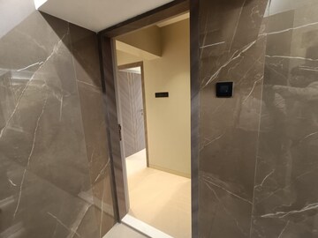 Bathroom in 5 BHK Apartment at Right Grishma Heights, Kandivali West – for Sale