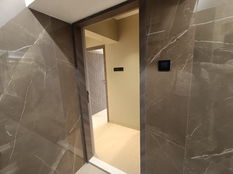 Bathroom, right-grishma-heights 5 Bedroom 1979 Sq.Ft. Apartment In Kandivali West Mumbai 8926367