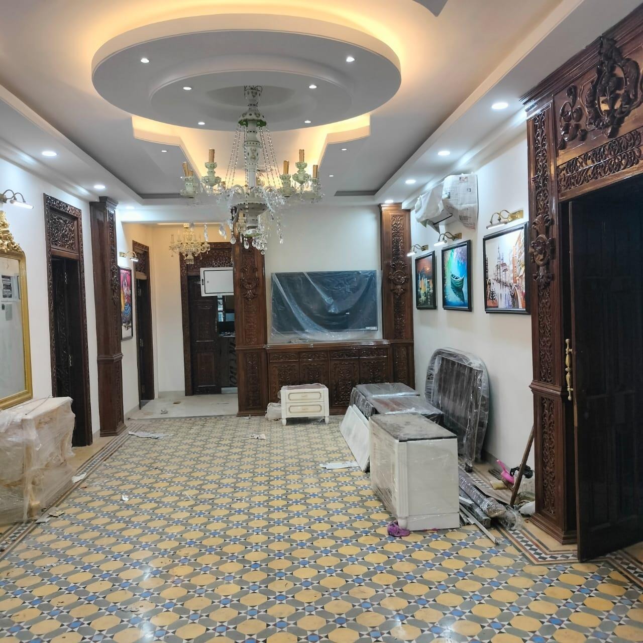 5 BHK + Pooja Room,Servant Room Apartment For Rent in Worli