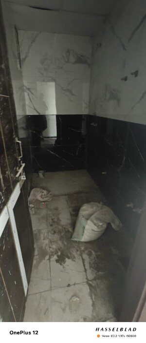 Master Bedroom in 1 BHK Builder Floor at Sector 73 – for Sale