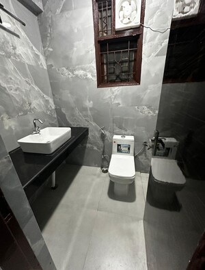 Master Bedroom in 3 BHK Apartment at Tdi Espania Heights, Gt Karnal Road – for Sale