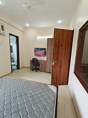 Bedroom in 1 BHK Builder Floor at Sector 27 – for Rent