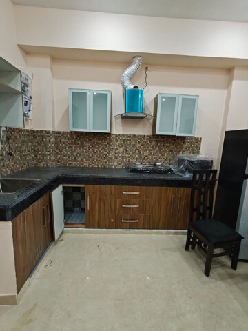 Kitchen in 1 BHK Builder Floor at Sector 27 – for Rent