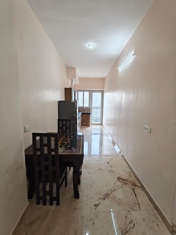 Living Room in 1 BHK Builder Floor at Sector 27 – for Rent