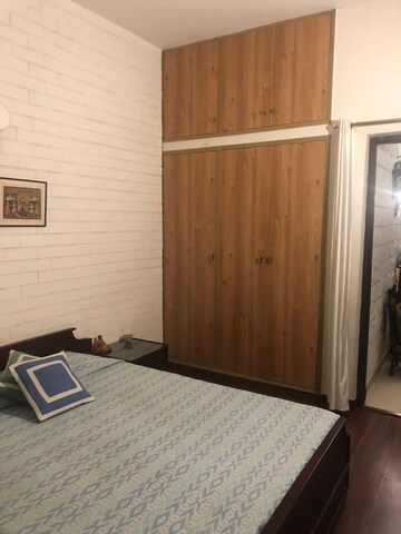 Bedroom in 2.5 BHK Builder Floor at Vile Parle West – for Rent