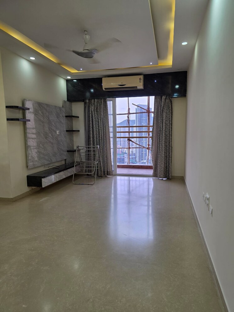 Room, runwal-greens 2.5 Bedroom 925 Sq.Ft. Apartment In Mulund West Mumbai 8926428