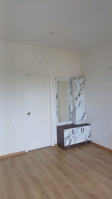 Room in 2 BHK Apartment at Brigade Northridge, Kogilu Road – for Rent
