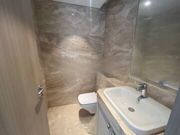 Bathroom in 5 BHK Apartment at Prabhadevi CHS, Prabhadevi – for Rent