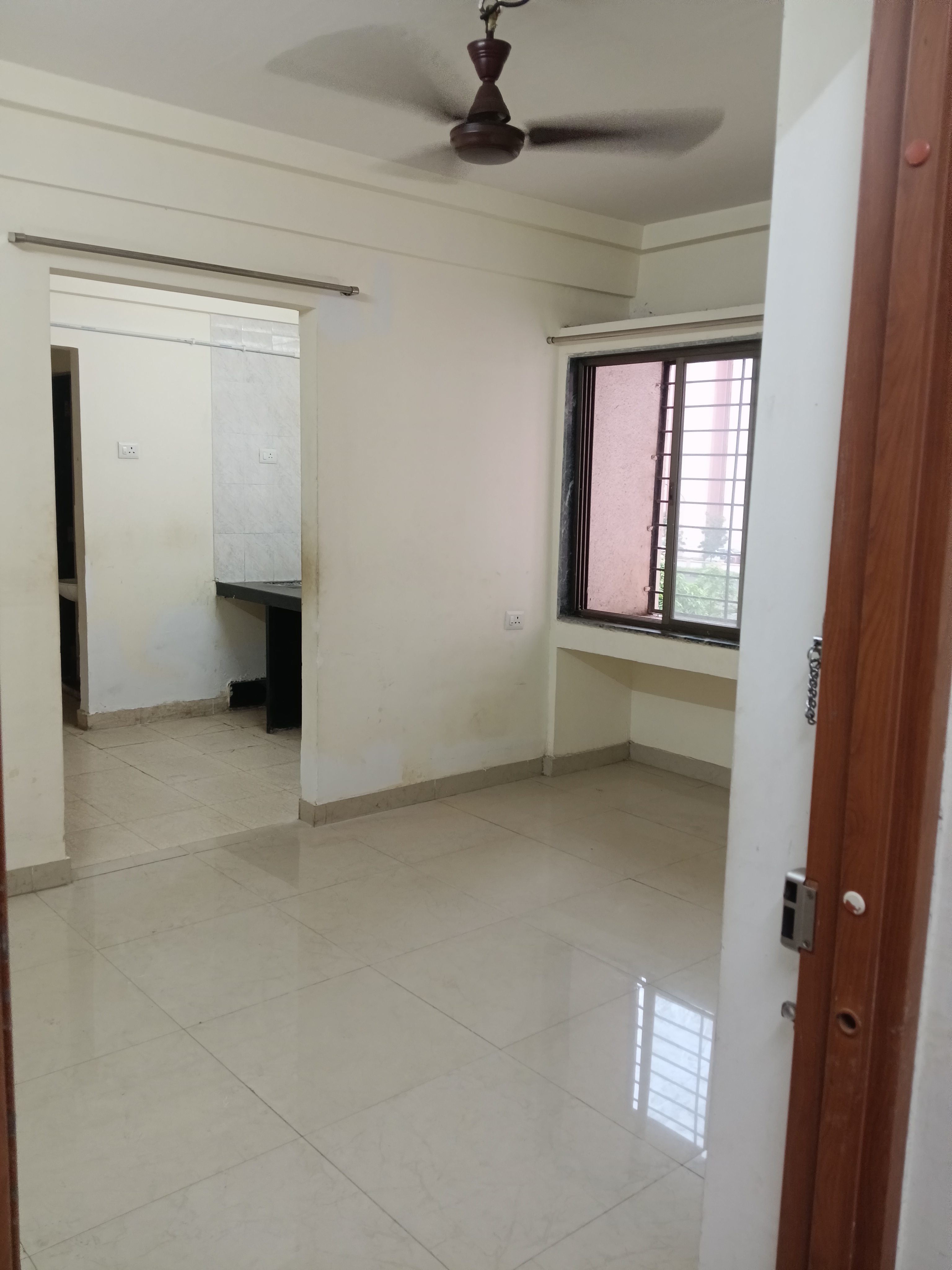 1 BHK + Servant Room Apartment For Rent in CIDCO Sector 21 Taloja CHS