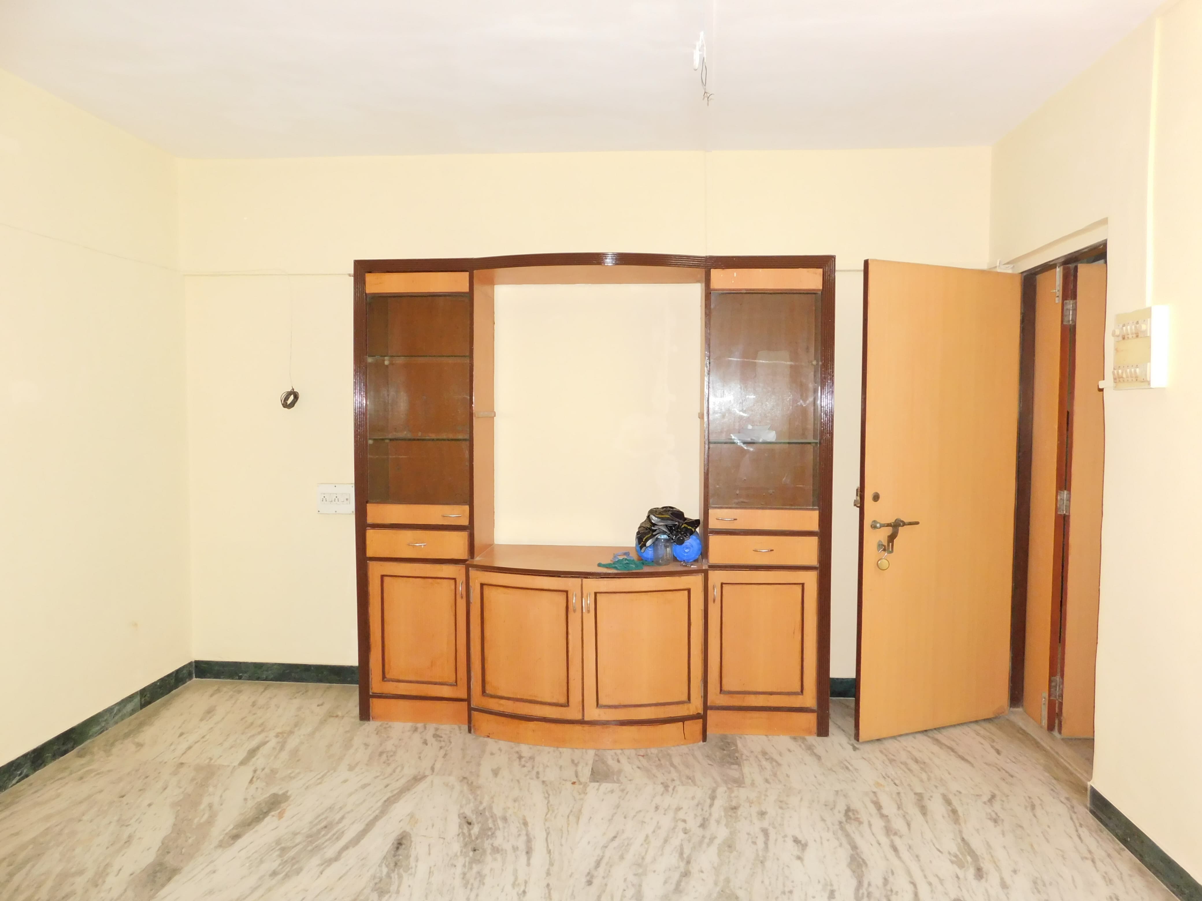 2 BHK + Study Room Apartment For Sale in Nirman Apartment Andheri 
