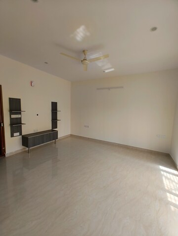 Room in 1 BHK Builder Floor at PSS Plaza, New Thippasandra – for Rent