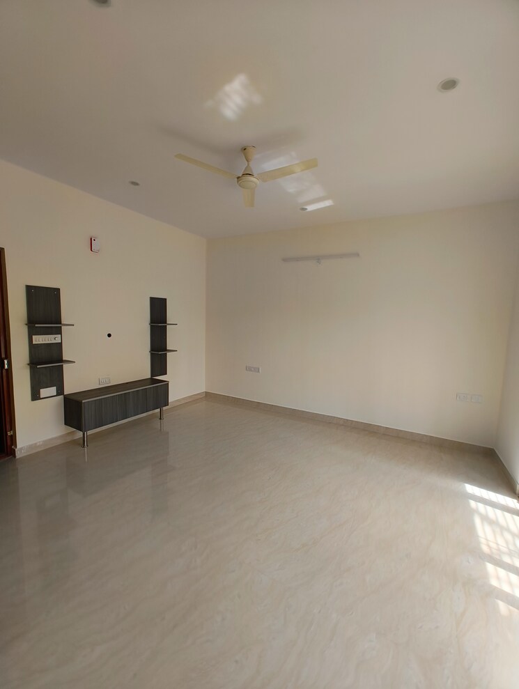 Room, pss-plaza 1 Bedroom 800 Sq.Ft. Builder Floor In New Thippasandra Bangalore 8926468