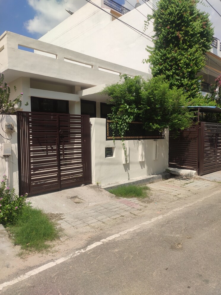 Exterior View, aliganj Commercial Warehouse 1800 Sq.Ft. In Aliganj Lucknow 8926470