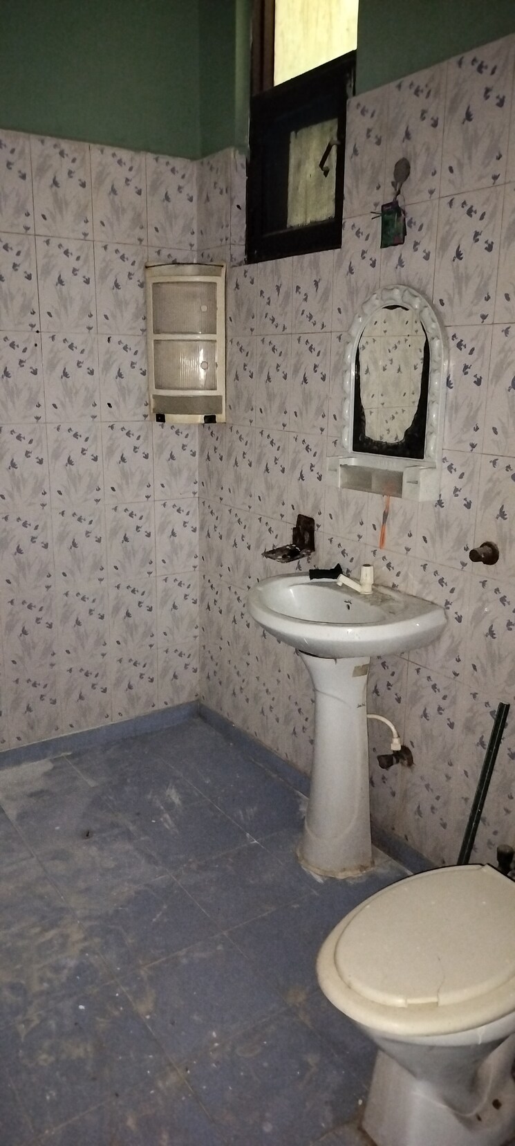 Bathroom, rwa-apartments-sector-52 2 Bedroom 1200 Sq.Ft. Independent House In Sector 52 Noida 8926476