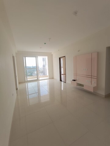 Room in 3 BHK Apartment at Brigade Cornerstone Utopia, Varthur – for Rent