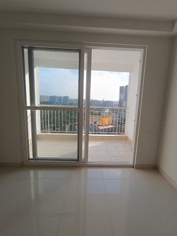 Room in 3 BHK Apartment at Brigade Cornerstone Utopia, Varthur – for Rent