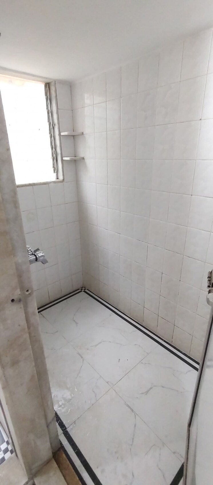 Bathroom, andheri west 1 Bedroom 410 Sq.Ft. Apartment In Andheri West Mumbai 8926493