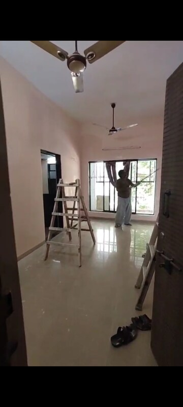 Living Room in 1 BHK Apartment at Venus CHS Andheri, Andheri West – for Rent