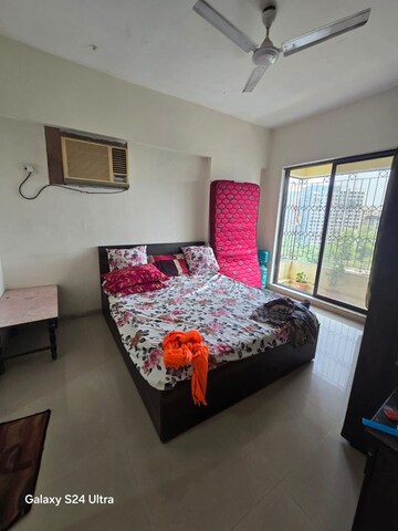 Bedroom in 2 BHK Apartment at Saptrishi Juhu Serene, Dn Nagar – for Rent