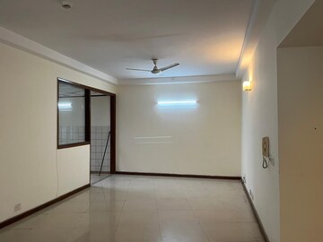 3 BHK Apartment For Sale in Unitech Uniworld Gardens, Sector 47