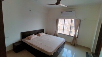 Bedroom in 4 BHK Apartment at Maitri CHS Santacruz, Santacruz East – for Rent