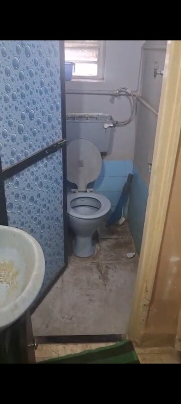 Bathroom in 1 BHK Apartment at Nirmala Apartments Andheri West, Andheri West – for Rent