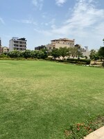 4 BHK + Extra Room 1750 Sq.Ft. Builder Floor in Emaar MGF Emerald Hills