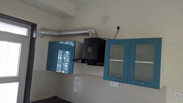 Furnished Amenities in 2 BHK Apartment at L And T Seawoods Residences, Seawoods – for Rent