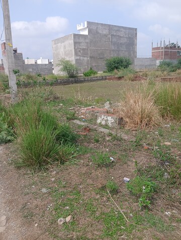 Plot Area in  Plot at Matiyari – for Sale