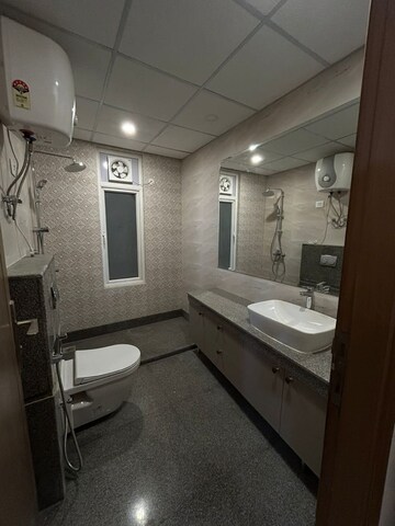 Bathroom in 4 BHK Apartment at ABA Ivy County, Sector 75 – for Rent