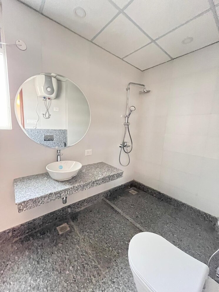Bathroom, aba-ivy-county 3.5 Bedroom 2124 Sq.Ft. Apartment In Sector 75 Noida 8926719