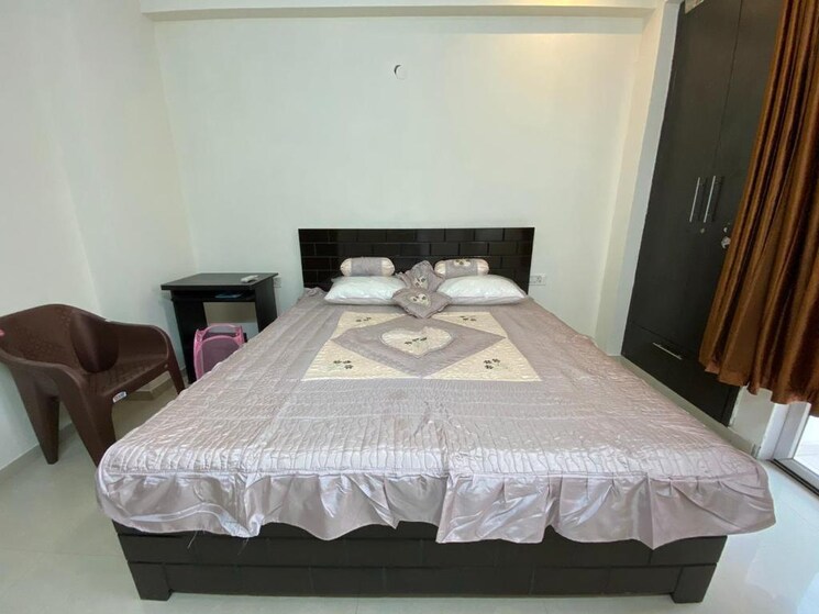 Bedroom, antriksh-golf-view 2.5 Bedroom 1245 Sq.Ft. Apartment In Sector 78 Noida 8926748