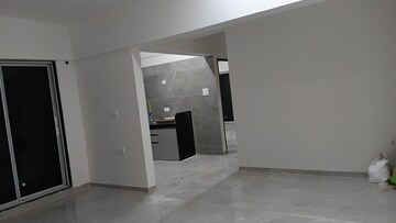 Room in 3 BHK Apartment at Borivali West – for Rent