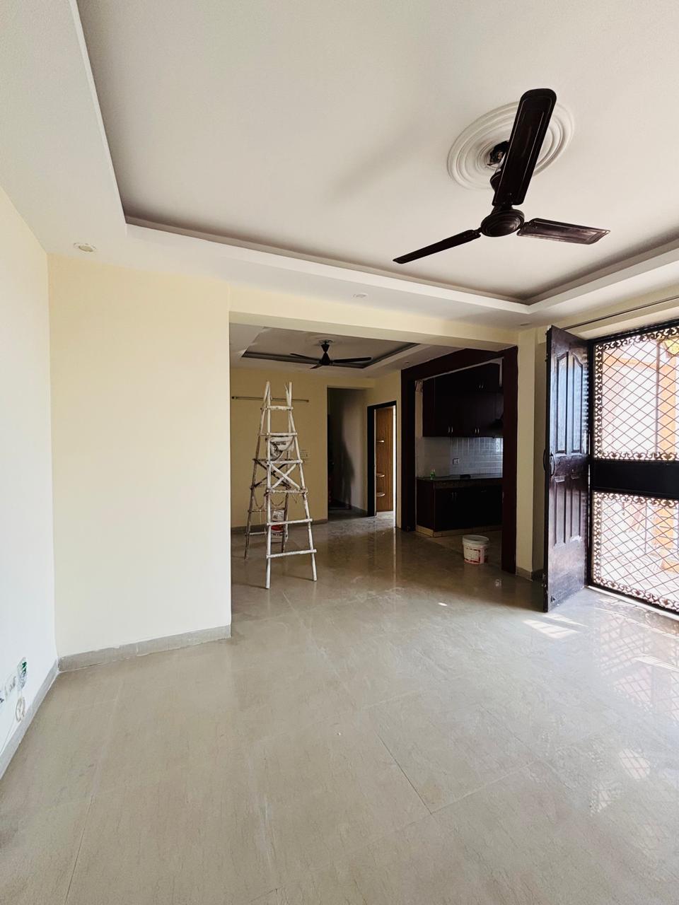 3 BHK + Pooja Room Apartment For Rent in Tulip White