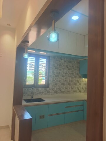 Furnished Amenities in 2 BHK Builder Floor at Rt Nagar – for Rent
