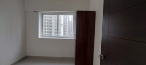 Room in 3 BHK Apartment at Mahagun Mirabella, Sector 79 – for Sale