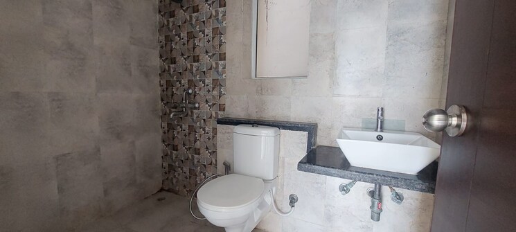 Bathroom, mahagun-mirabella 3 Bedroom 1880 Sq.Ft. Apartment In Sector 79 Noida 8926769
