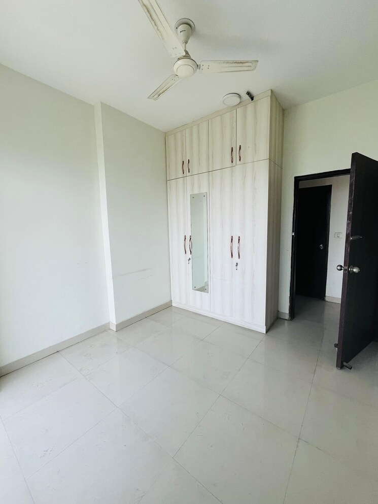 Bedroom, mahagun-mirabella 3 Bedroom 1880 Sq.Ft. Apartment In Sector 79 Noida 8926769