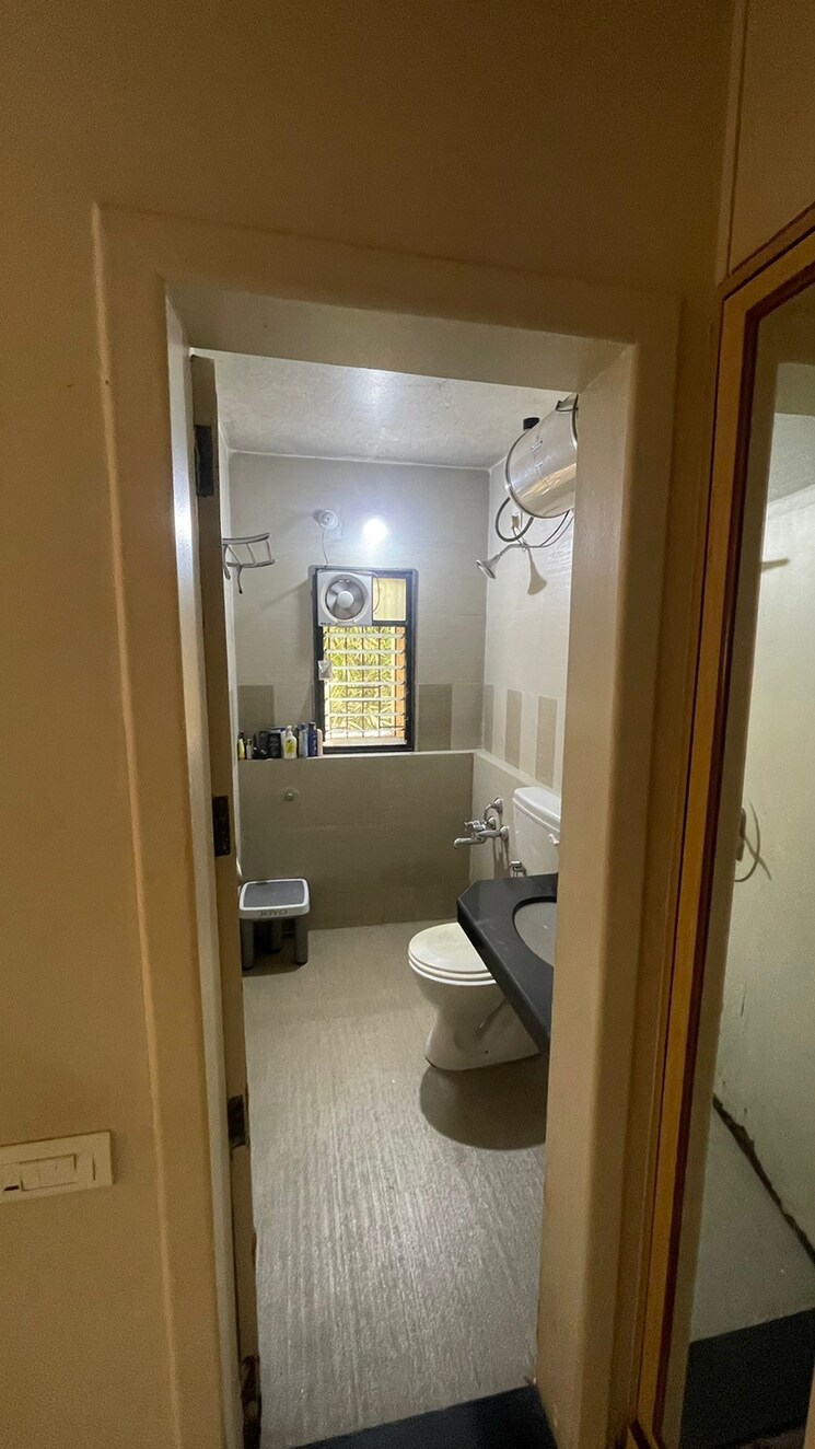 Bathroom, pristine-prolife-1 2 Bedroom 1005 Sq.Ft. Apartment In Wakad Pune 8926768