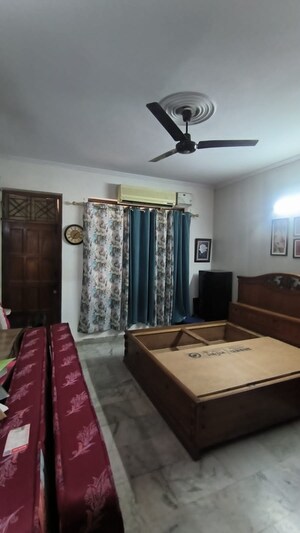 Bedroom in 3 BHK Builder Floor at Sector 23 – for Sale